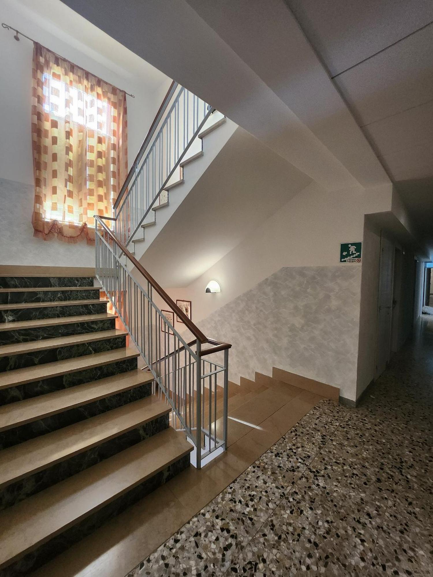 Hotel 2 Palme Торри-дель-Бенако Экстерьер фото